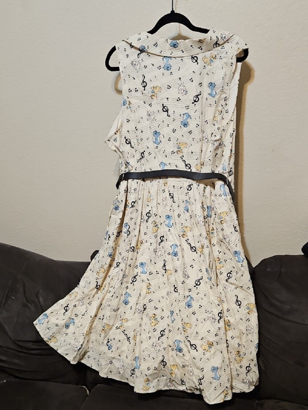 torrid/disney Cream Midi Dress with Blue and Yellow Musical Print and Black Belt - Picture 5 of 9